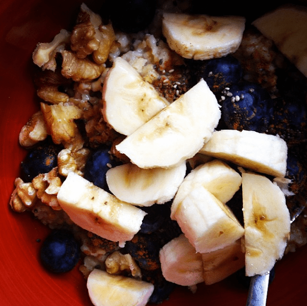 15.3.9 TheWholeRuth Blueberry Banana Chia Walnut Cinnamon Oatmeal